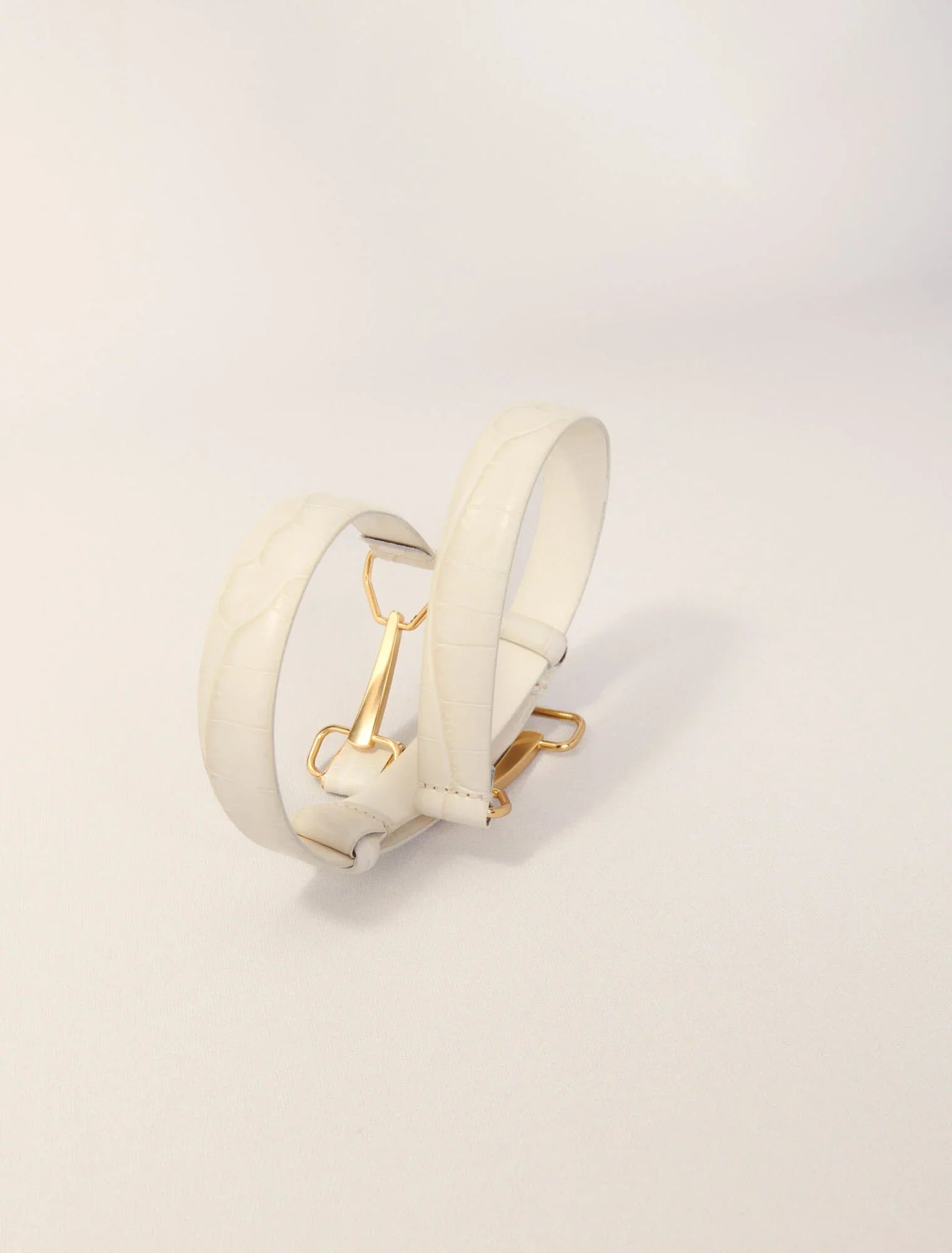 Ecru-Leather belt with horse bit buckle