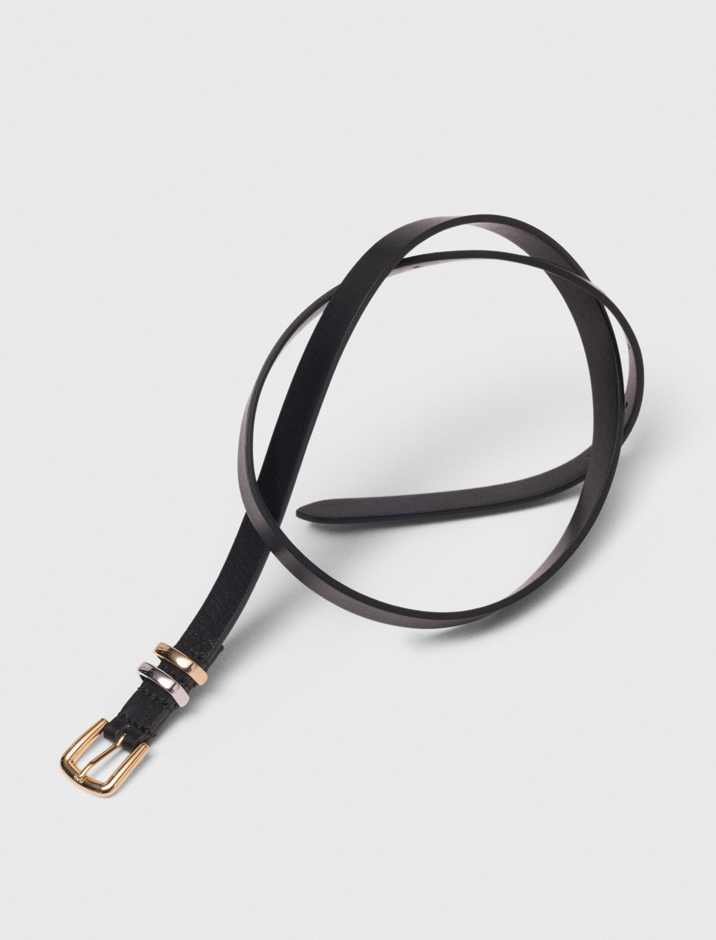 Thin belt with square buckle