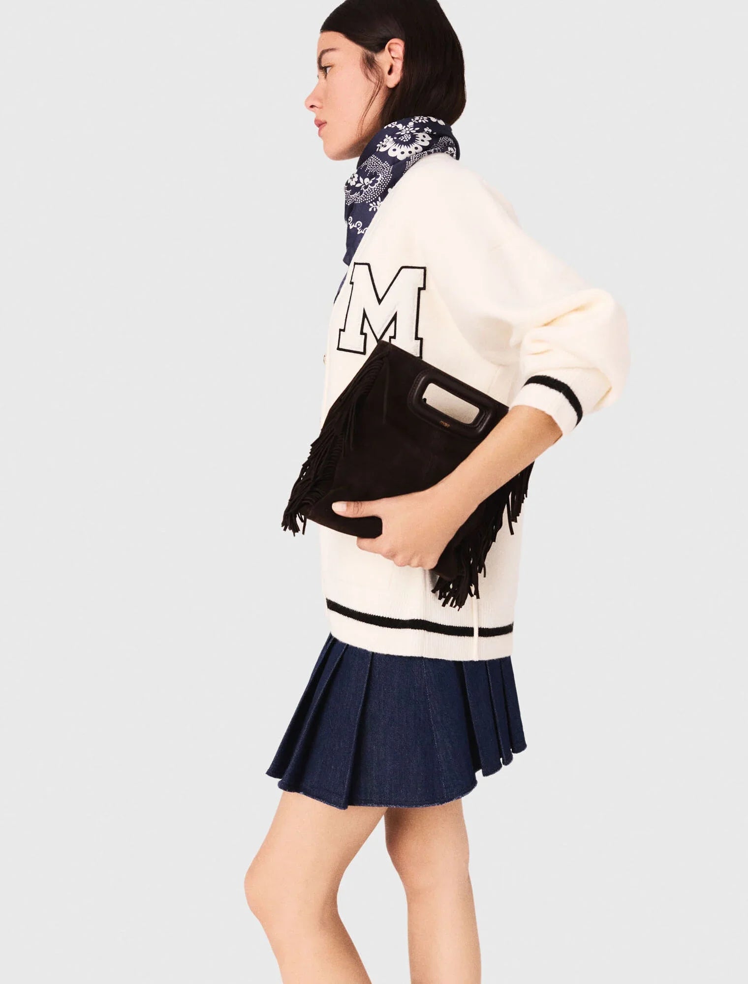 M bag in suede leather