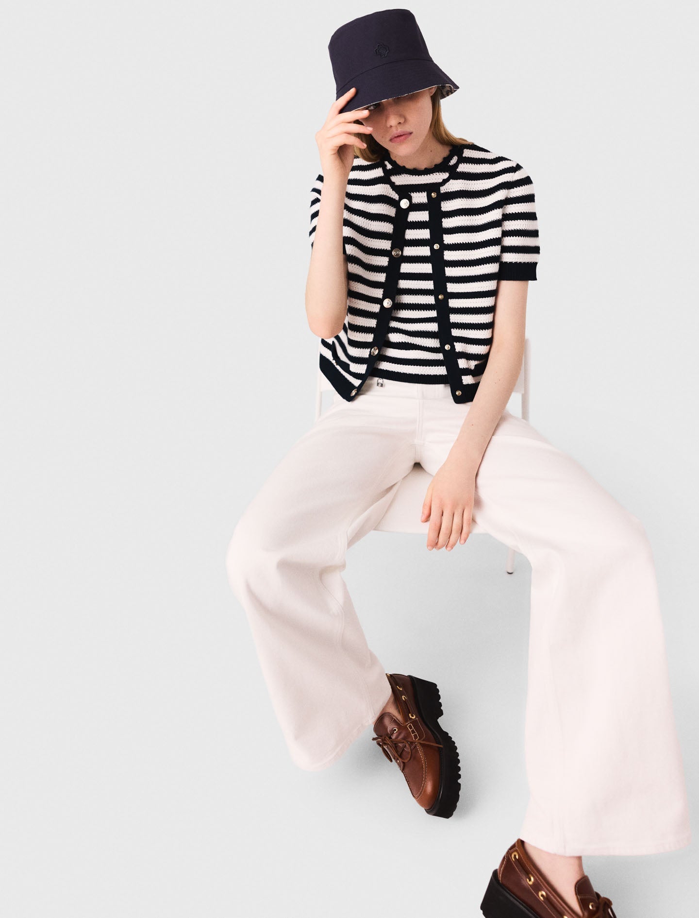 Short crochet cardigan