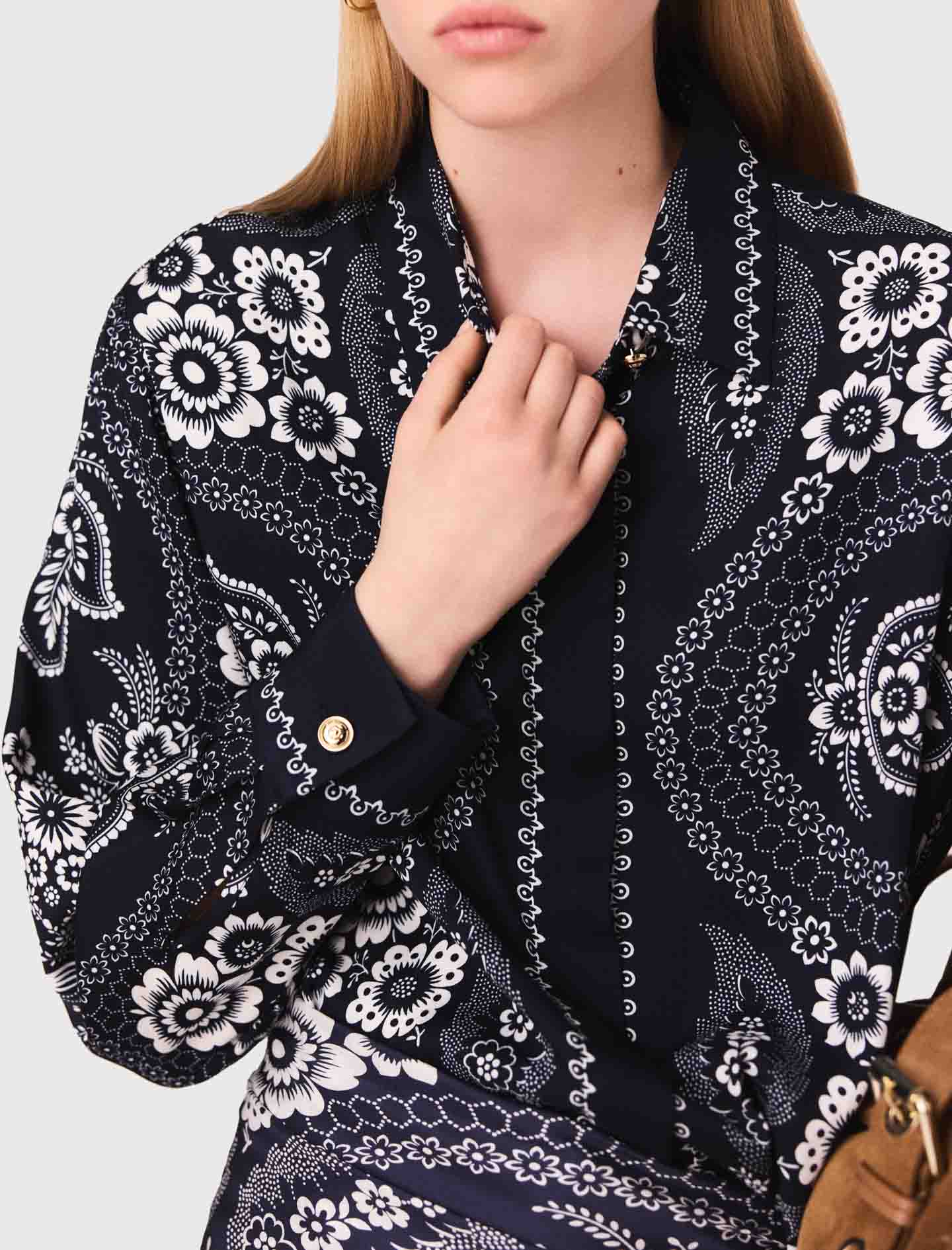 Flowing printed shirt