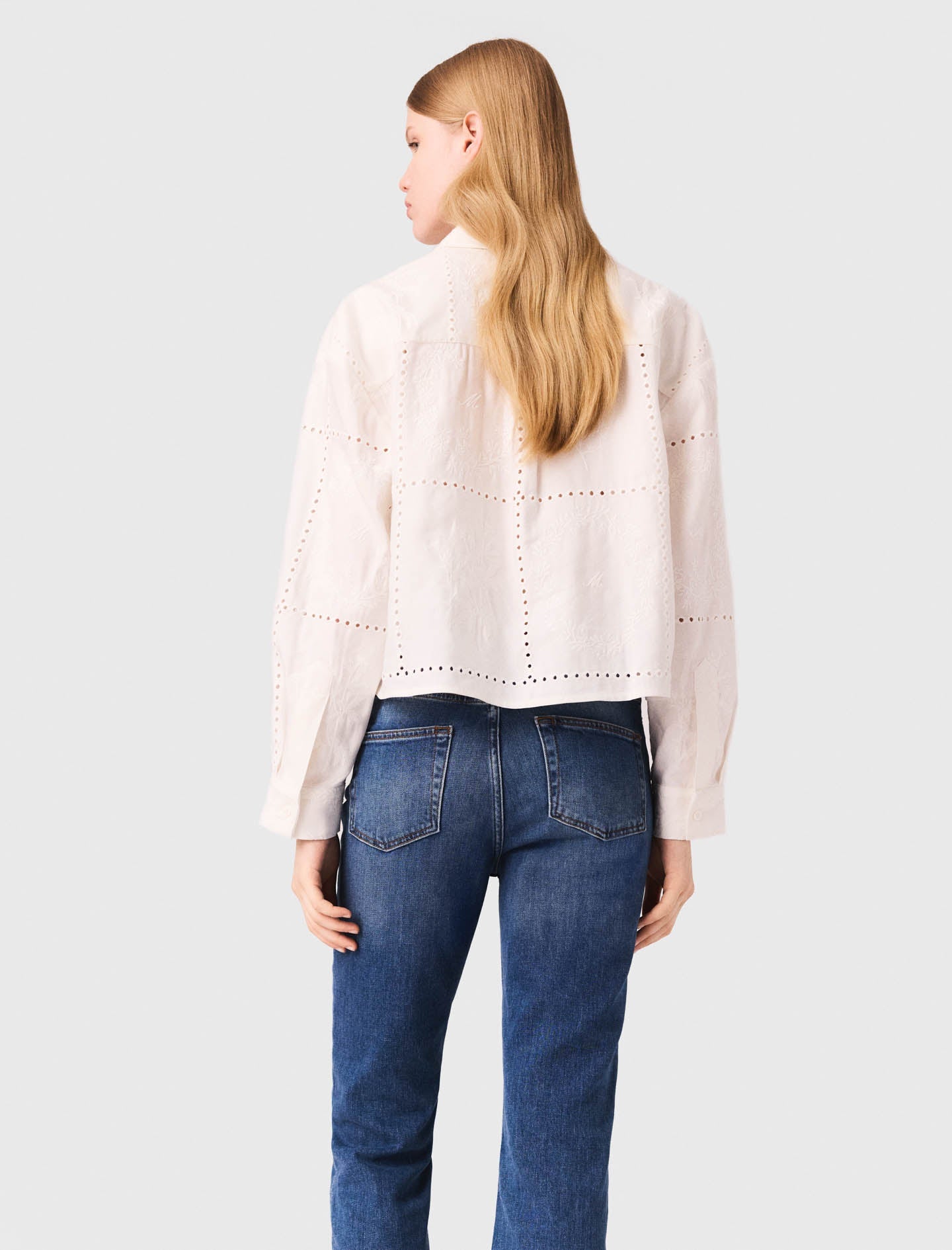 Short embroidered shirt