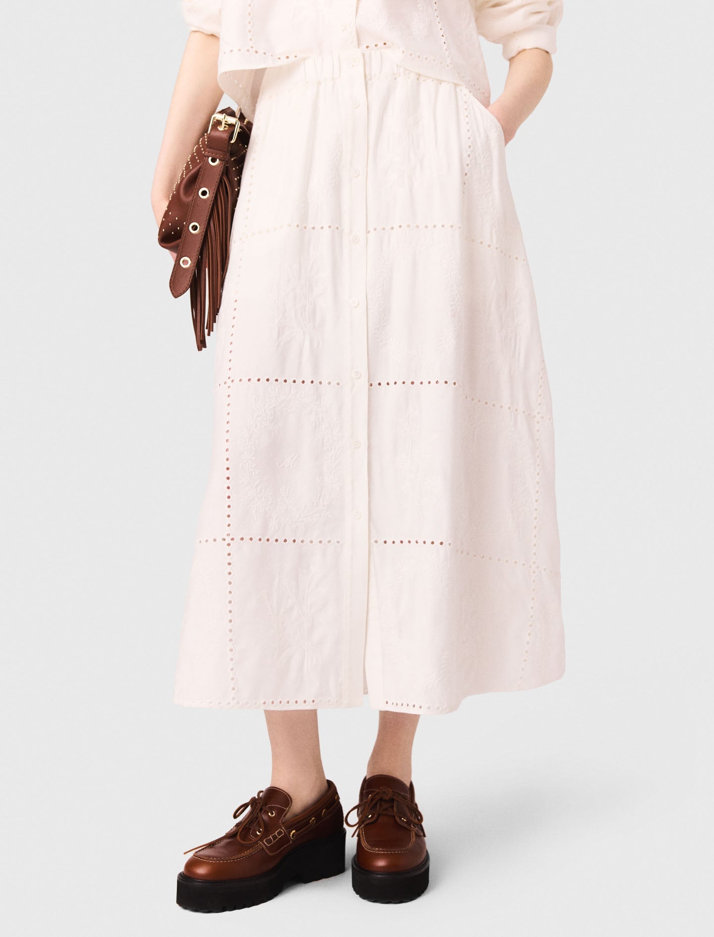 Embroidered midi skirt