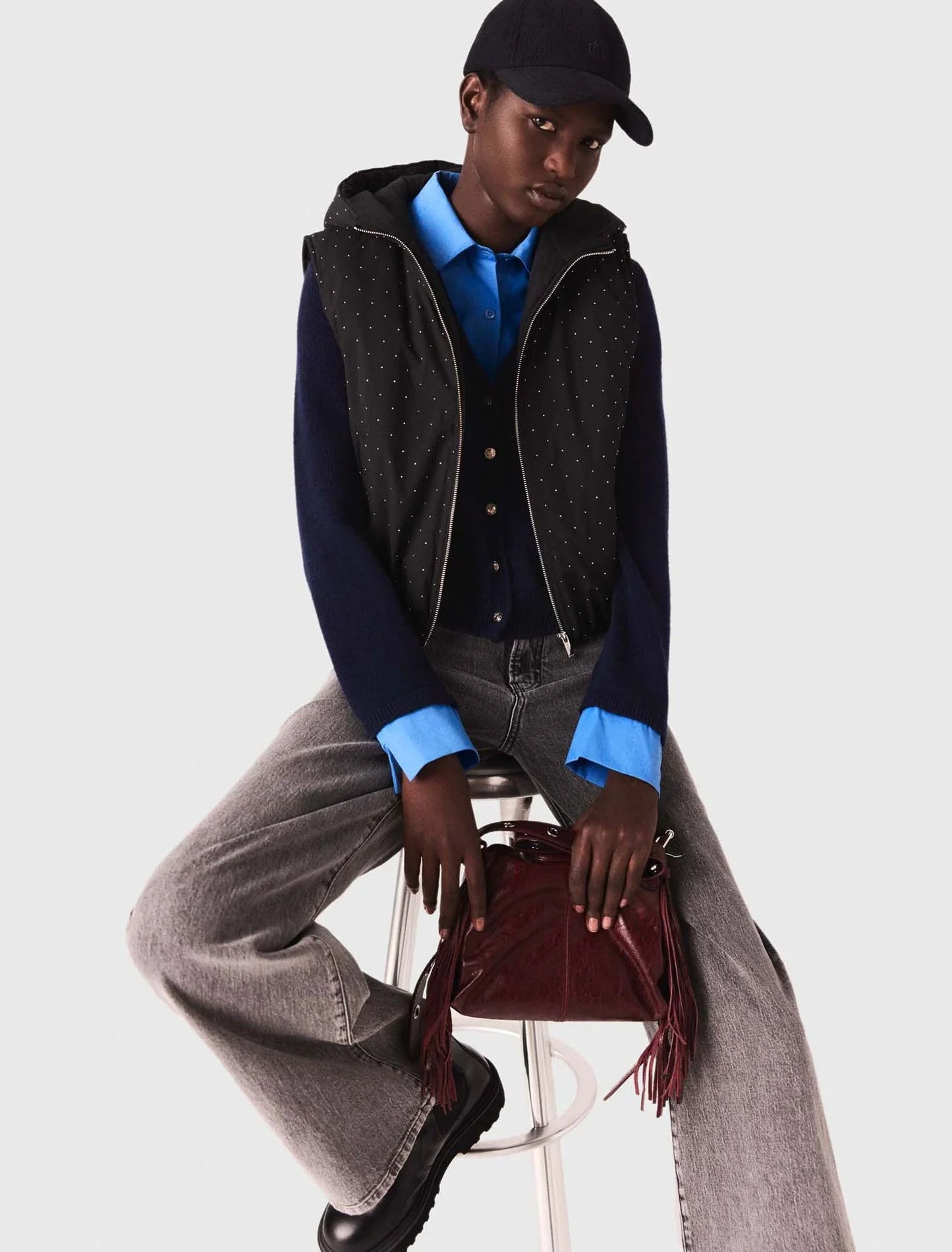 mfpou01415 rhinestone sleeveless puffer jacket black