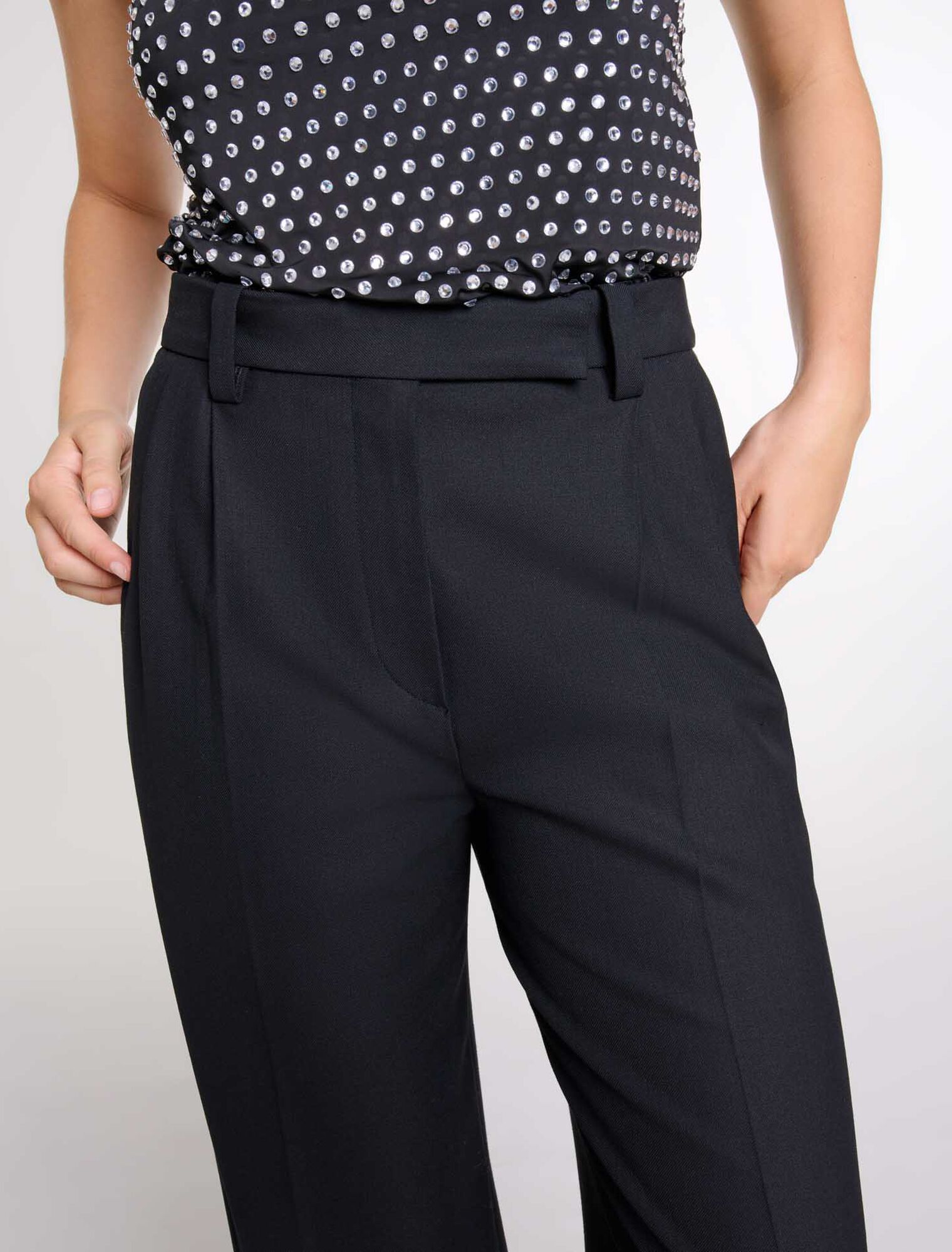 Black-Wide-leg suit trousers