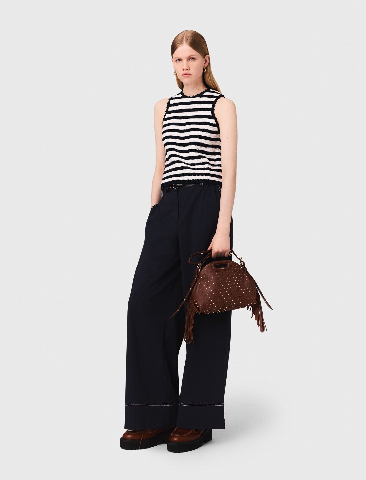 Cotton trousers with leather belt