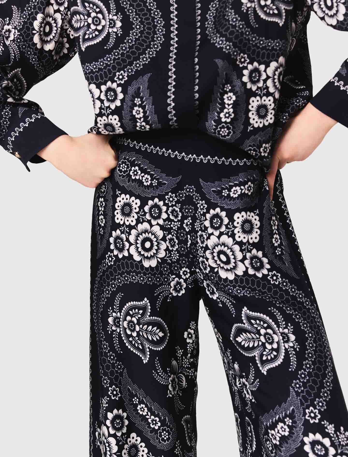 Flowing paisley print trousers