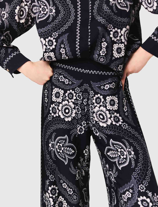 Flowing paisley print trousers