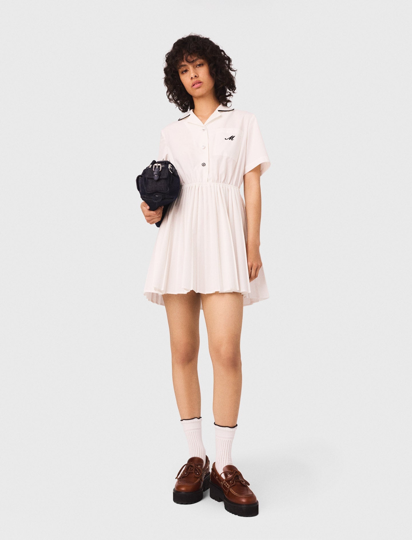 White featured Short sleeve shirt dress
