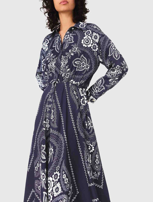 Patterned flowing maxi dress
