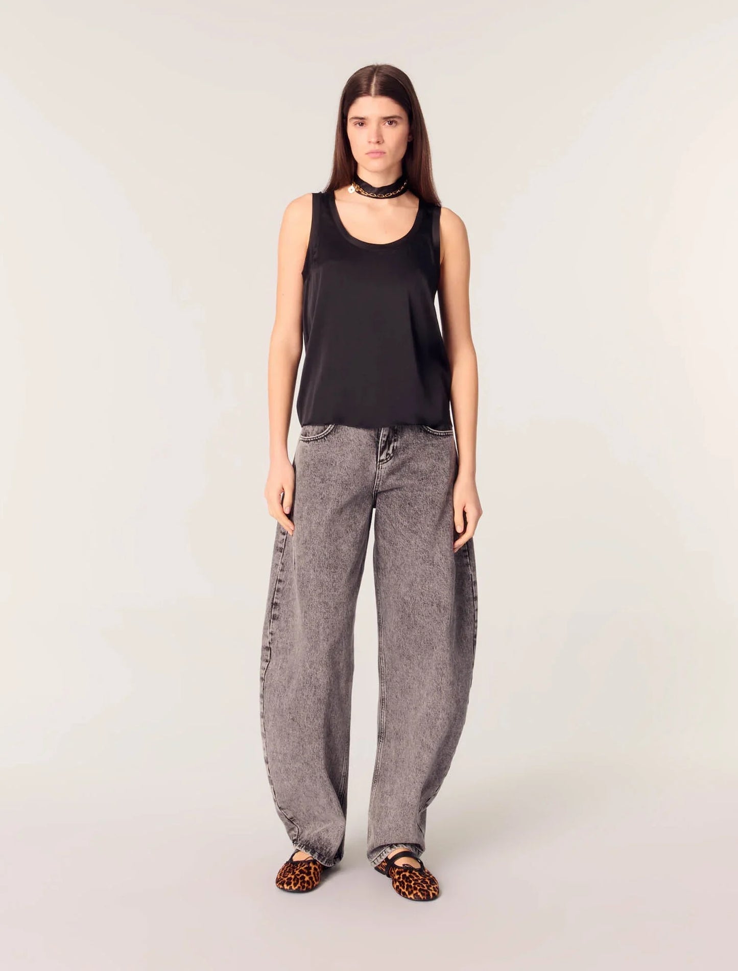 Black-featured-Silk tank top