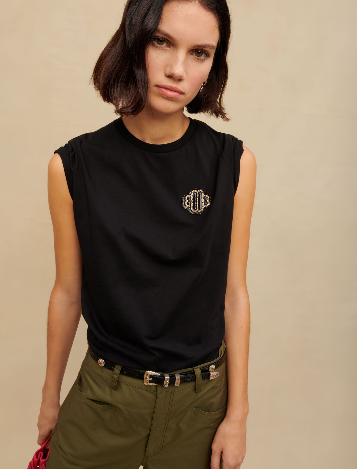 Black   100% COTTON T-SHIRT 100% COTTON T-SHIRT