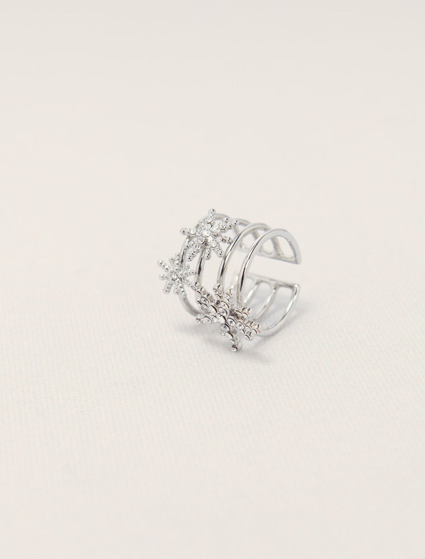 Silver-Rhinestone star ring