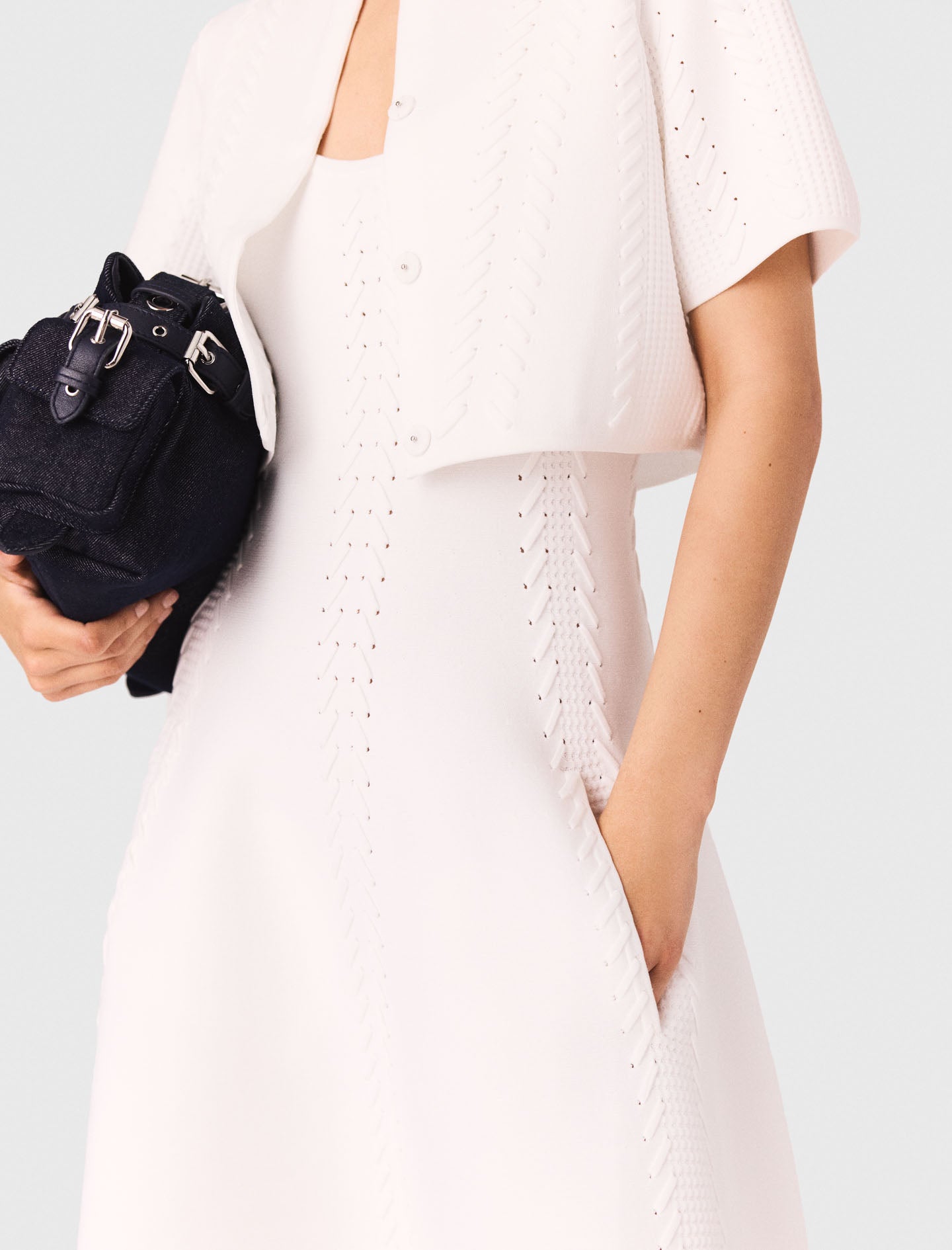 Short cardigan White