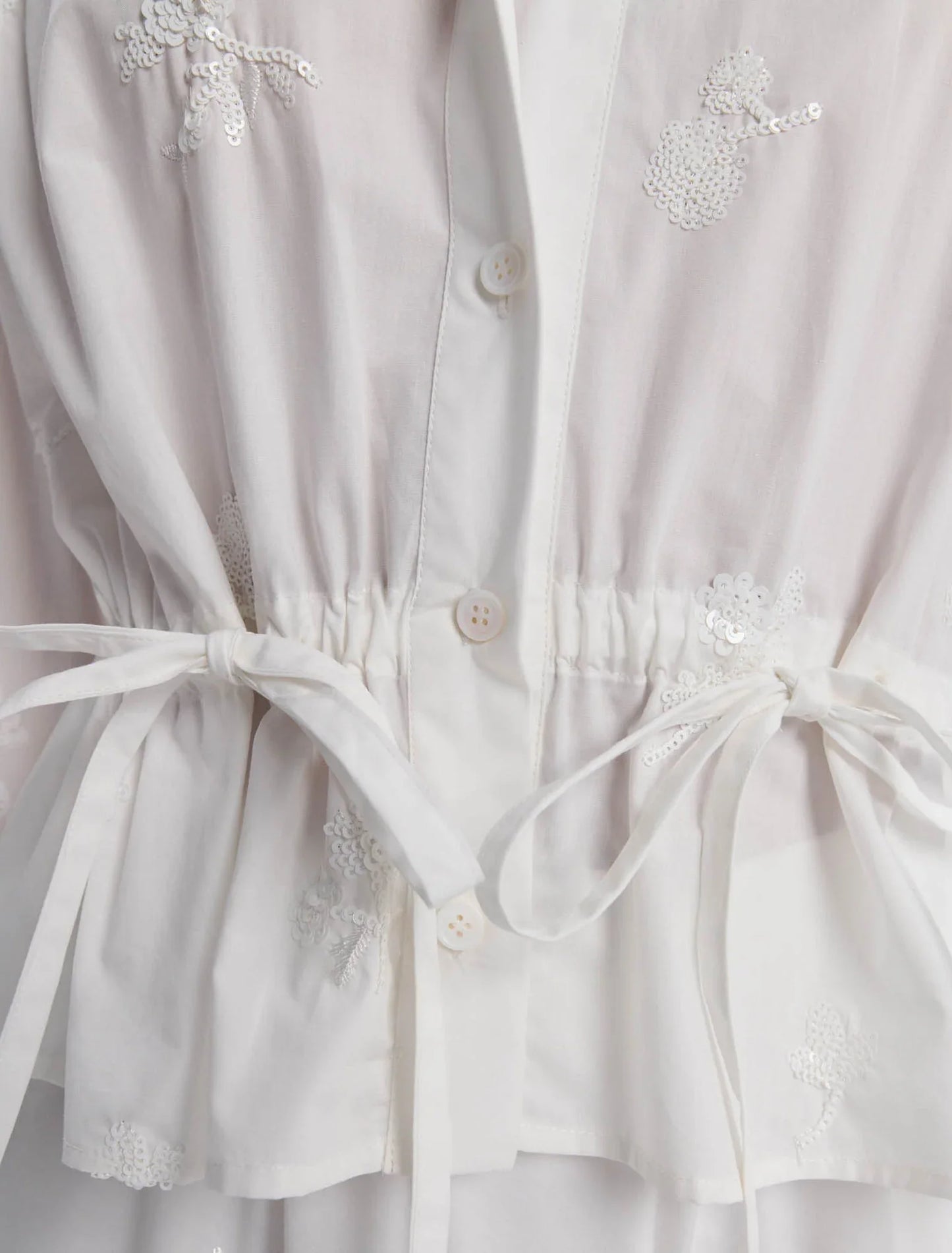White-Short embroidered shirt