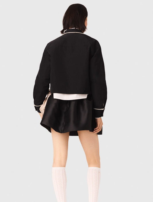 قميص أسود قصير