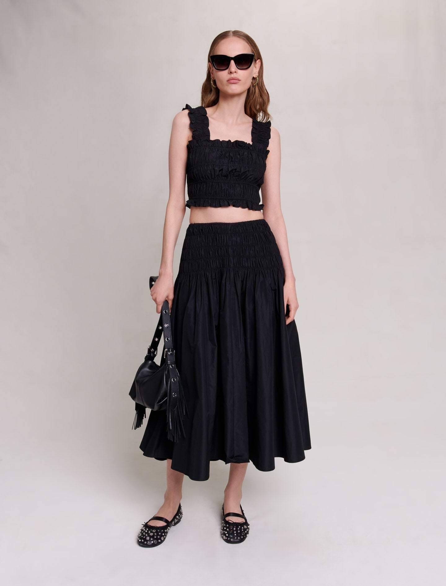 Black featured-smocked maxi skirt