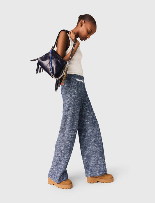 بنطلون من التويد