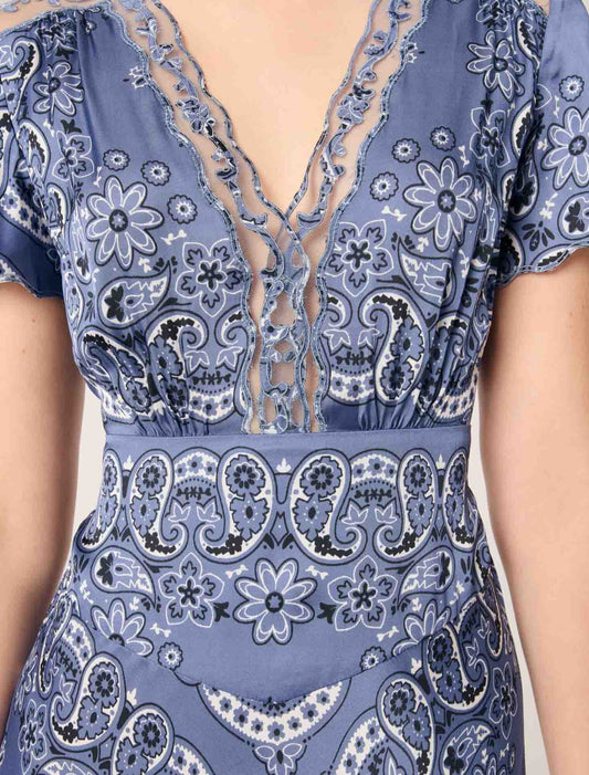 Blue bandana print-Patterned flowing maxi dress