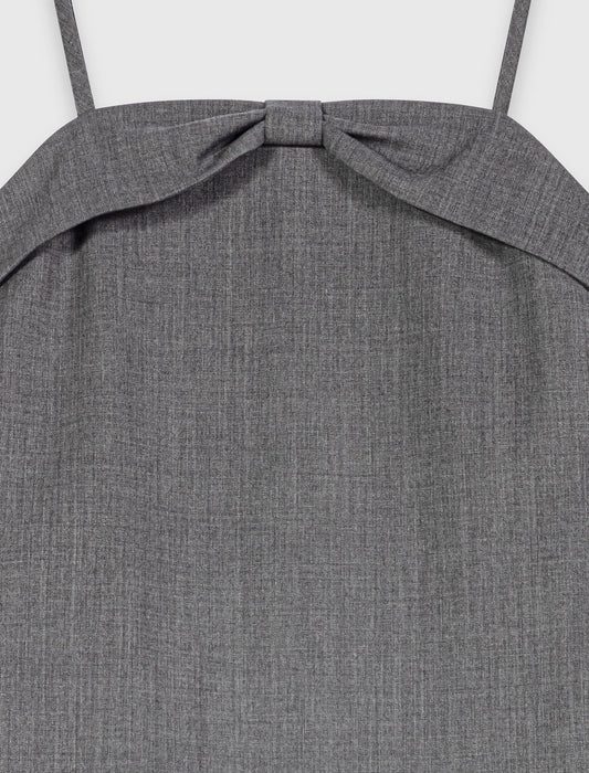 Short tailored dress with lace Grey