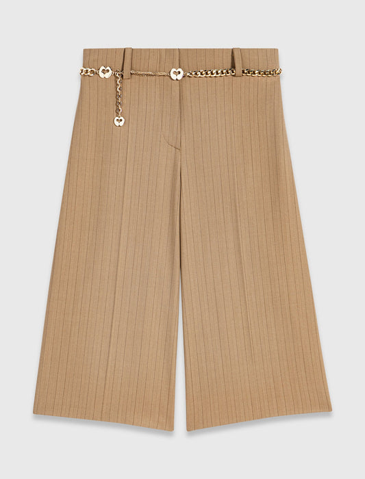 Tailored pleated Bermuda shorts Beige